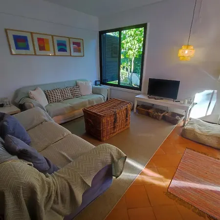 Apartment T2 Apartment With Private Garden In The Balaia
