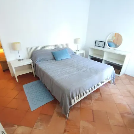 T2 Apartment With Private Garden In The Balaia Apartment