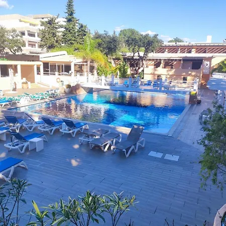 T2 Apartment With Private Garden In The Balaia Albufeira