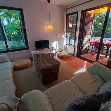 T2 Apartment With Private Garden In The Balaia *