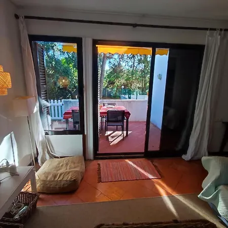 Διαμέρισμα T2 Apartment With Private Garden In The Balaia *