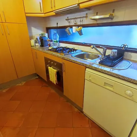 T2 Apartment With Private Garden In The Balaia Διαμέρισμα *
