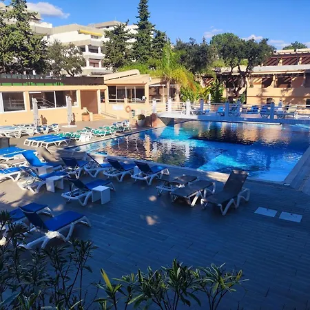 T2 Apartment With Private Garden In The Balaia Albufeira