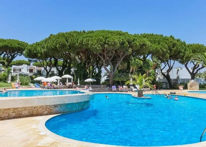 Albufeira, T2 Balaia Apartment *